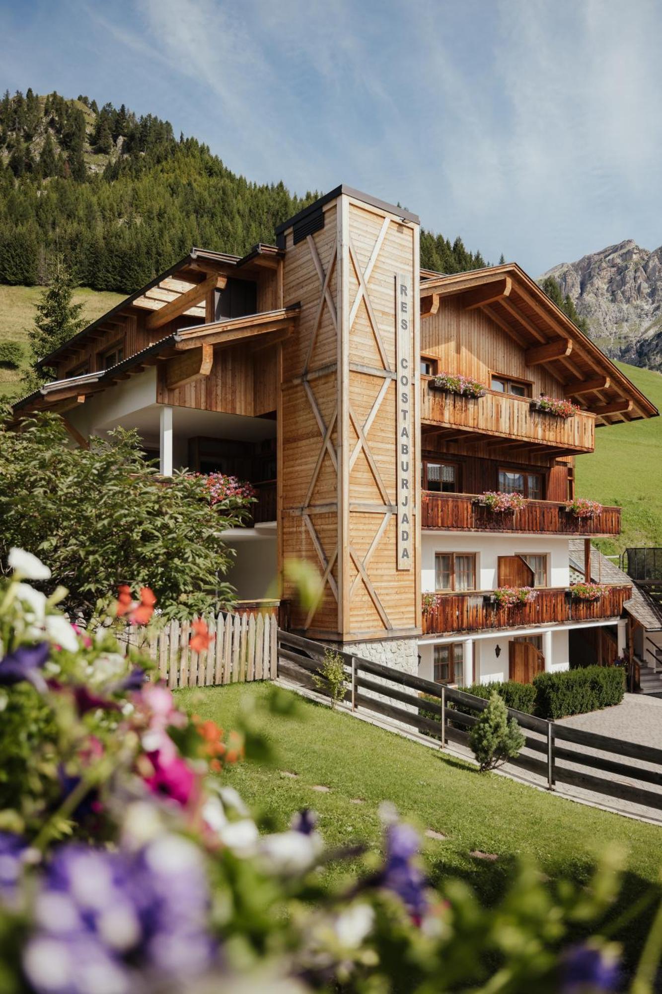 Residence Costa Burjada Colfosco Exteriör bild