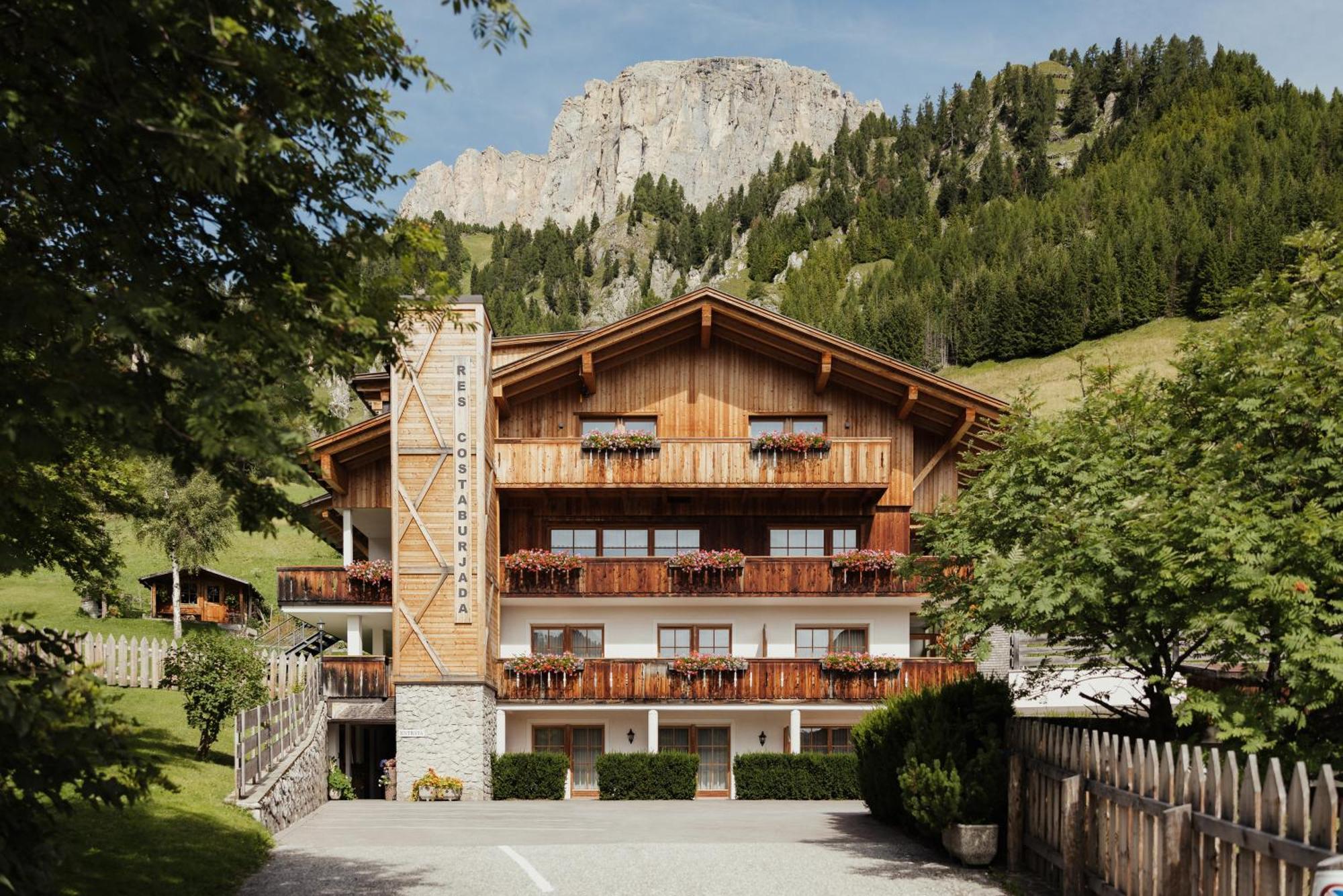Residence Costa Burjada Colfosco Exteriör bild